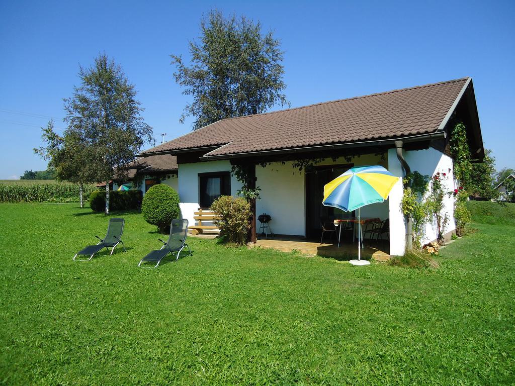 סנט קנזיאן Erlebnisbauernhof Tschom חדר תמונה